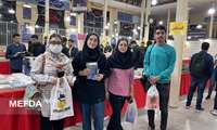 بازدید دانشجویان دانشگاه علوم پزشکی فسا از نمایشگاه کتاب
