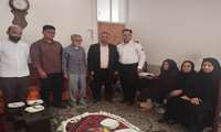 تجلیل و دیدار جمعی از مسوولین دانشگاه علوم پزشکی فسا با خانواده شهید گرانقدر محمد هادی رضایی بمناسبت روز کارمند 