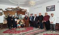 تجلیل و دیدار جمعی از مسوولین دانشگاه علوم پزشکی فسا با خانواده شهید گرانقدر ولی سلمانی نژادبمناسبت هفته دفاع مقدس 