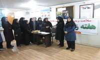 در راستای پیشگیری از پوکی استخوان ، مکمل ویتامین D در بین کارکنان معاونت بهداشت دانشگاه توزیع شد.